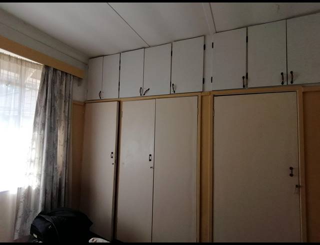 2 BEDROOM FREEHOLD SOLD IN STILFONTEIN EXT 1